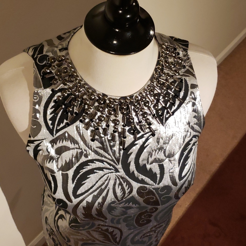 MAGGY LONDON DRESS - Picture 9 of 16